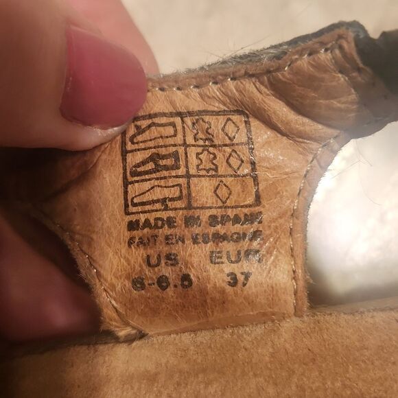 Taos Women's "Ziggie" Black Snakeskin-Print Sandals Size 6-6.5 - Picture 9 of 9